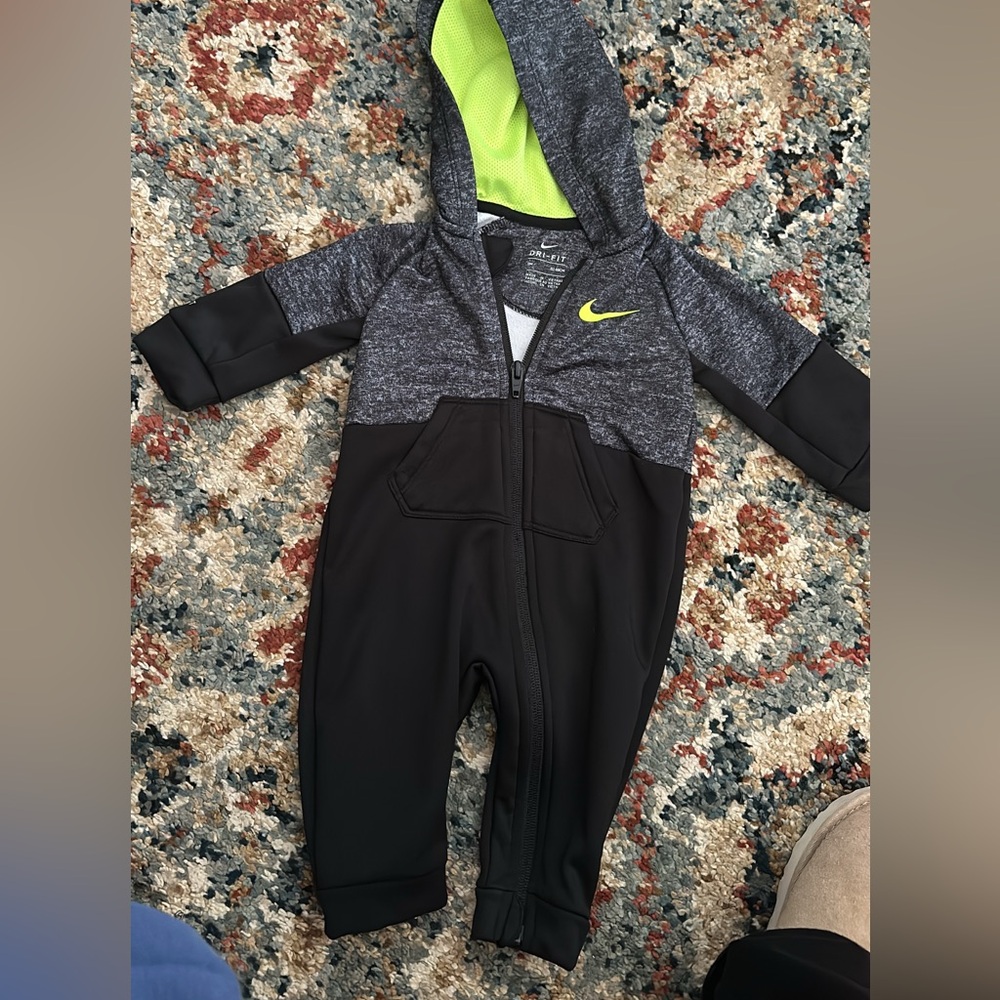 6 months Nike outfit